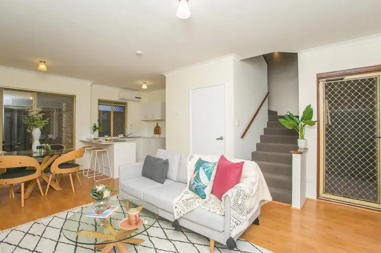 2/100 Caledonian Avenue, Maylands WA 6051