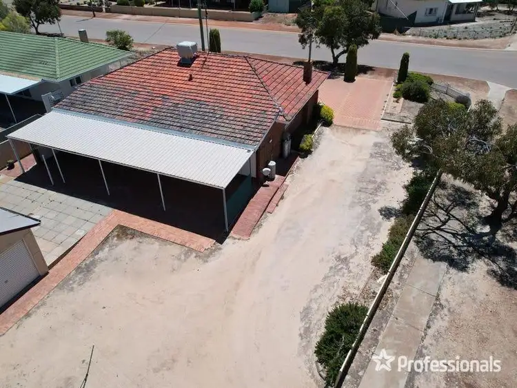 Fourth view of Homely house listing, 2 Avon Street, Quairading WA 6383