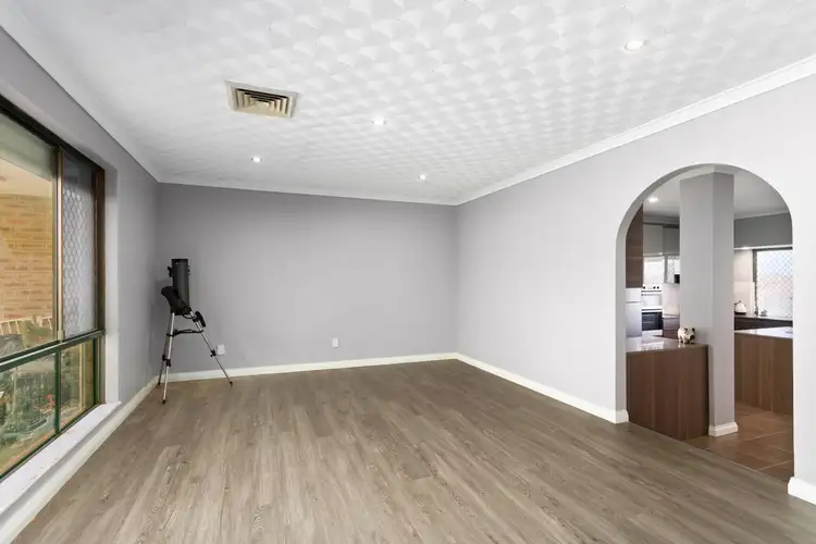 Fifth view of Homely house listing, 7 Hanrahan Loop, Kardinya WA 6163