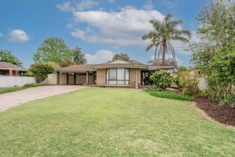 25 Rosemary Court, Huntingdale WA 6110