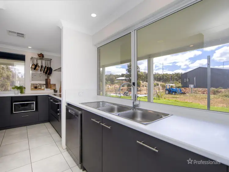 Fifth view of Homely house listing, 21 Bandicoot Loop, Brigadoon WA 6069