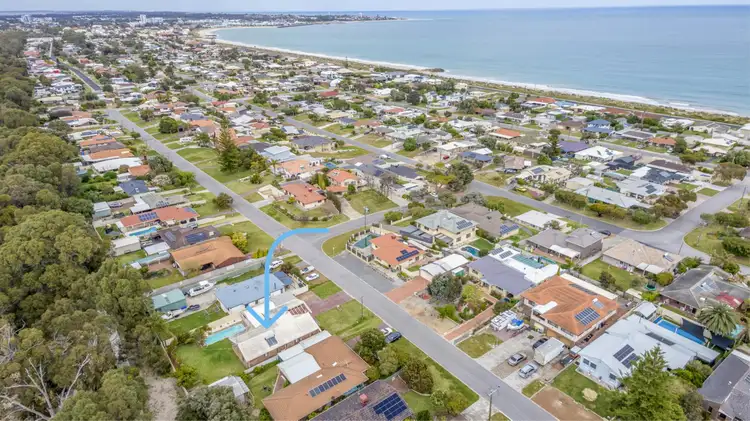 35 Sievewright Street, Silver Sands WA 6210