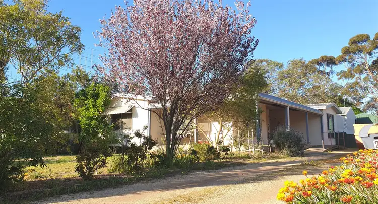 21A Melbourne Street, Moora WA 6510
