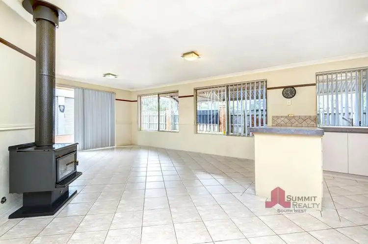 Fourth view of Homely house listing, 2 Northwood Gardens, Usher WA 6230