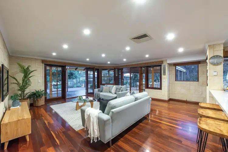 152 Hermitage Drive, The Vines WA 6069