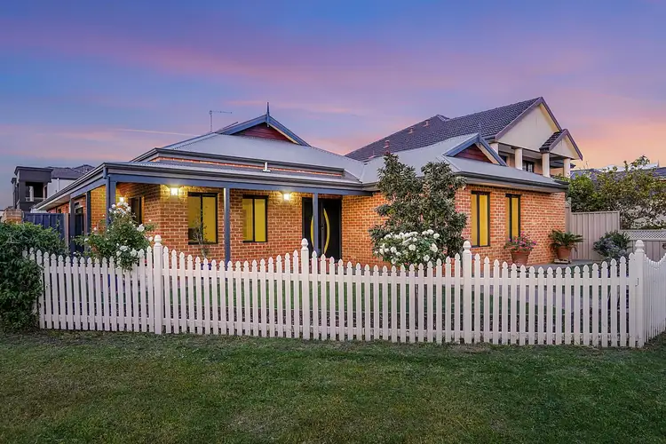 1 Sunrose Link, Stirling WA 6021