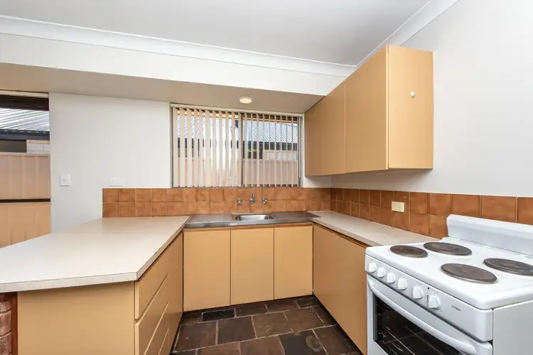 Seventh view of Homely house listing, 2 Tranby Court, Beldon WA 6027