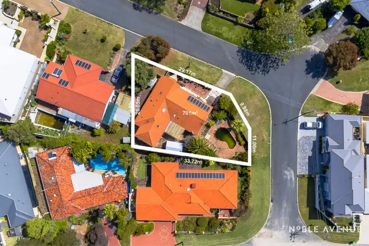 14 Debenham Way, Hillarys WA 6025