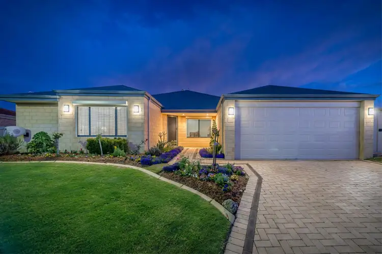 12 Airdrie Corner, Kinross WA 6028