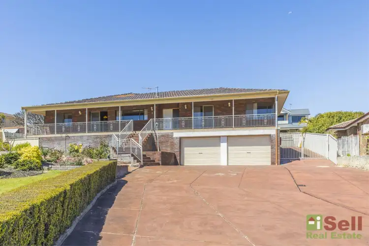 8 Foam  Place, Ocean Reef WA 6027