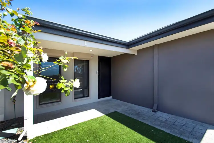 Fourth view of Homely house listing, 33 Grassdale Parkway, Ellenbrook WA 6069