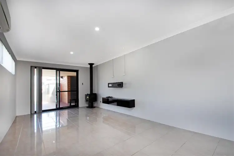 Sixth view of Homely house listing, 33 Grassdale Parkway, Ellenbrook WA 6069