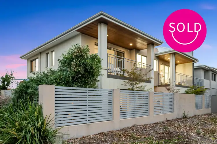 144C Grand Promenade, Doubleview WA 6018