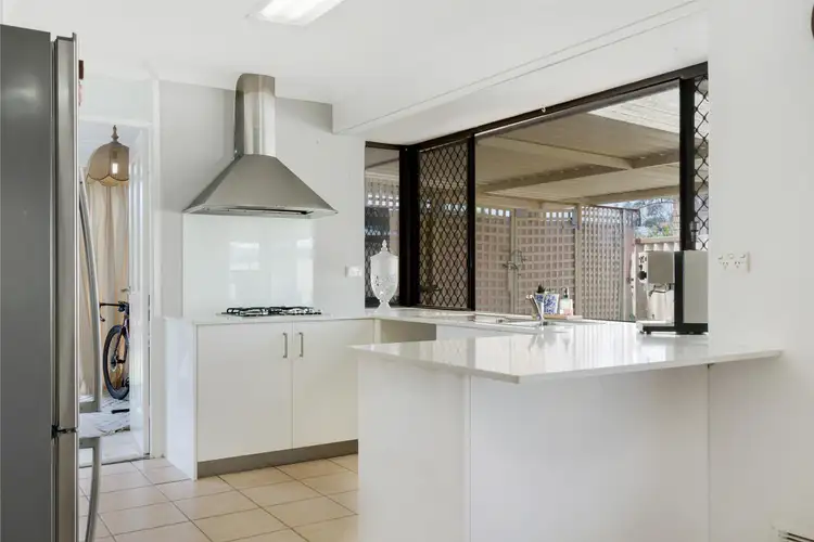 415 Spencer Road, Thornlie WA 6108