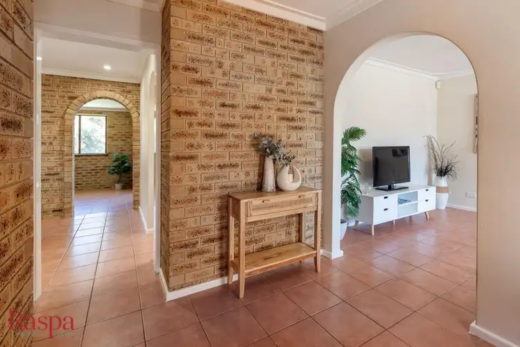 Seventh view of Homely house listing, 6 Idaho Place, Craigie WA 6025