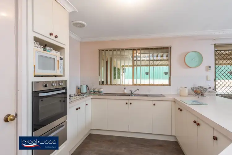 Fifth view of Homely house listing, 7 Banner Place, Swan View WA 6056