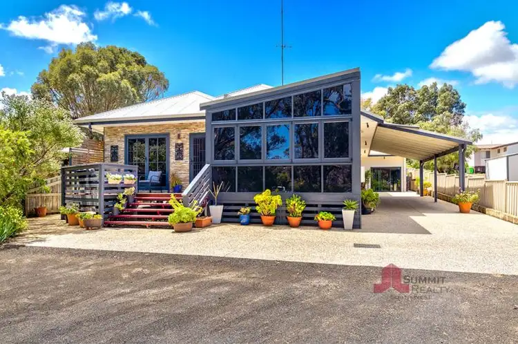 4 Smith Crescent, Myalup WA 6220