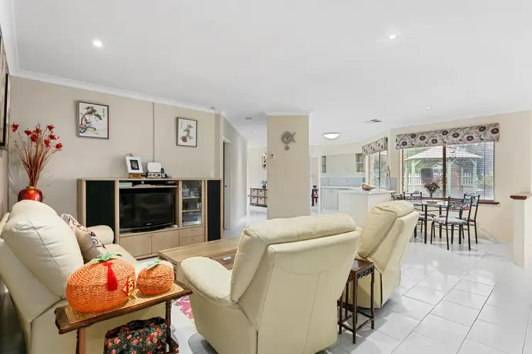27 Peruvale Street, Carine WA 6020