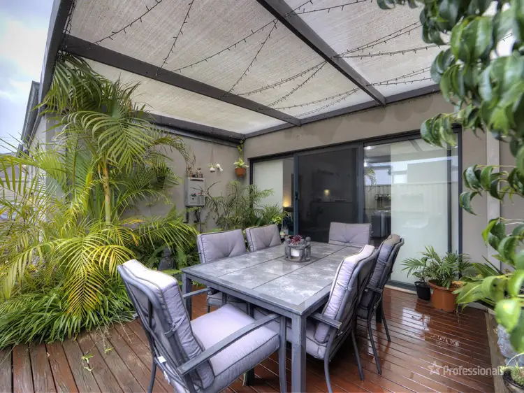 Main view of Homely unit listing, 2/21 Mathoura Street, Midland WA 6056