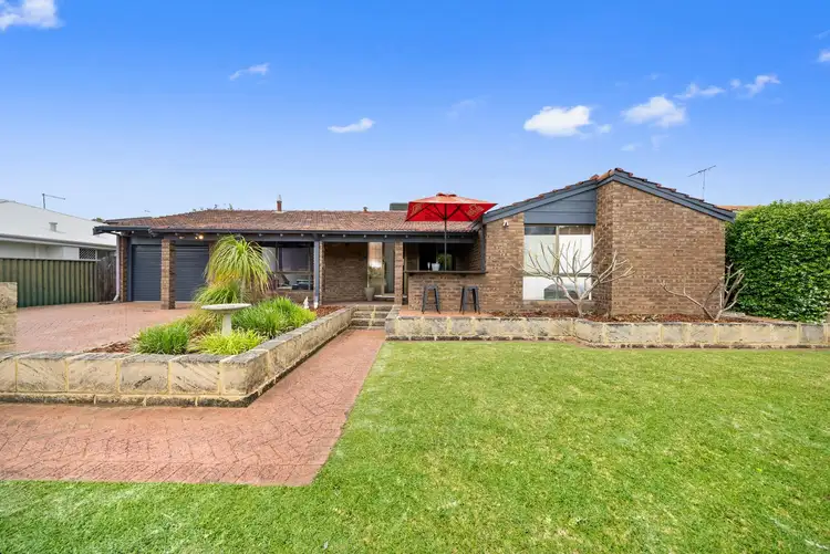 8 Risley Way, Carine WA 6020