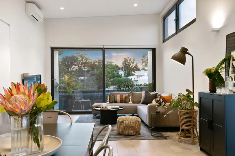 4/4 Hamilton Street, Bayswater WA 6053