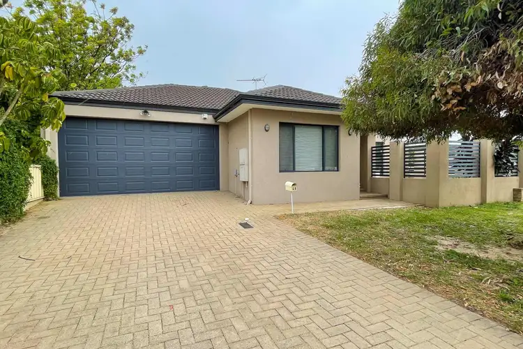 A/4 Emsworth Way, Balga WA 6061