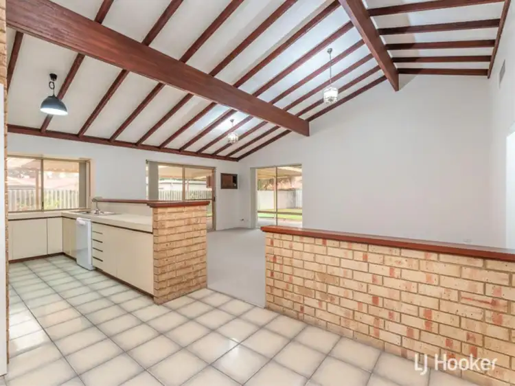 Fifth view of Homely house listing, 52 Regal Drive, Thornlie WA 6108