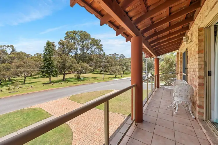 88 Dover Road, Scarborough WA 6019