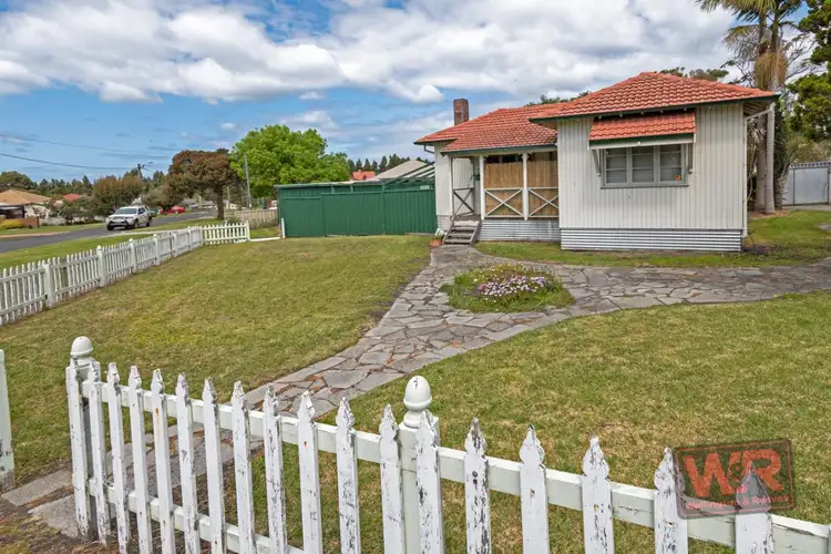 15 Banks Street, Lockyer WA 6330