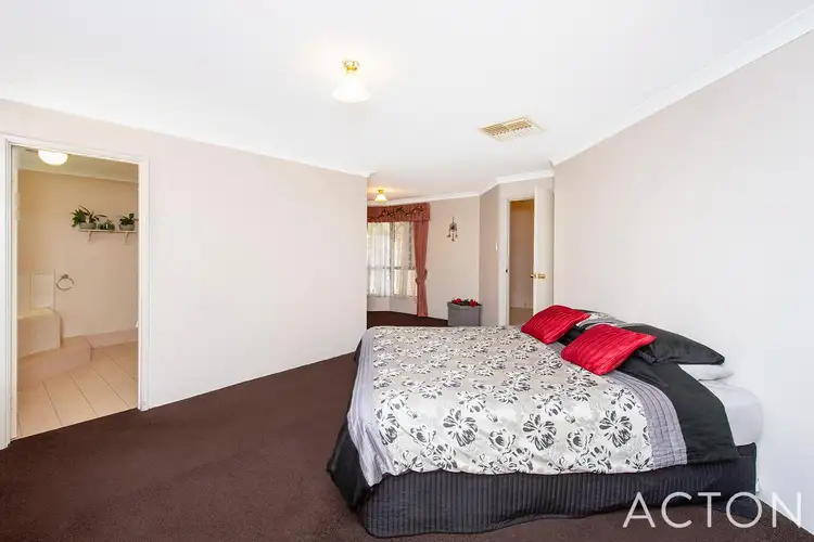 Fifth view of Homely house listing, 2 Boileau Place, San Remo WA 6210