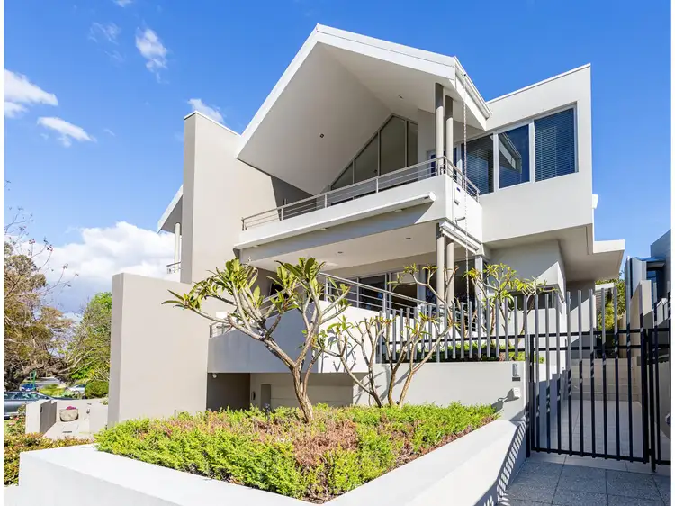 4a Leverburgh Street, Ardross WA 6153