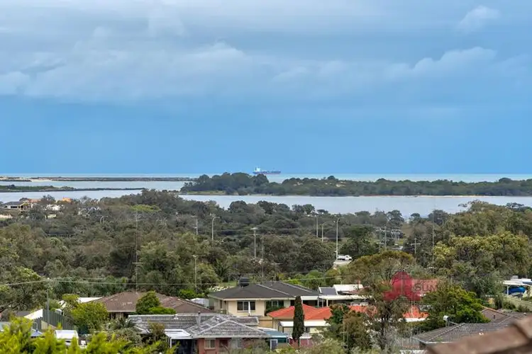 Fifth view of Homely house listing, 5 Casteau Close, Australind WA 6233