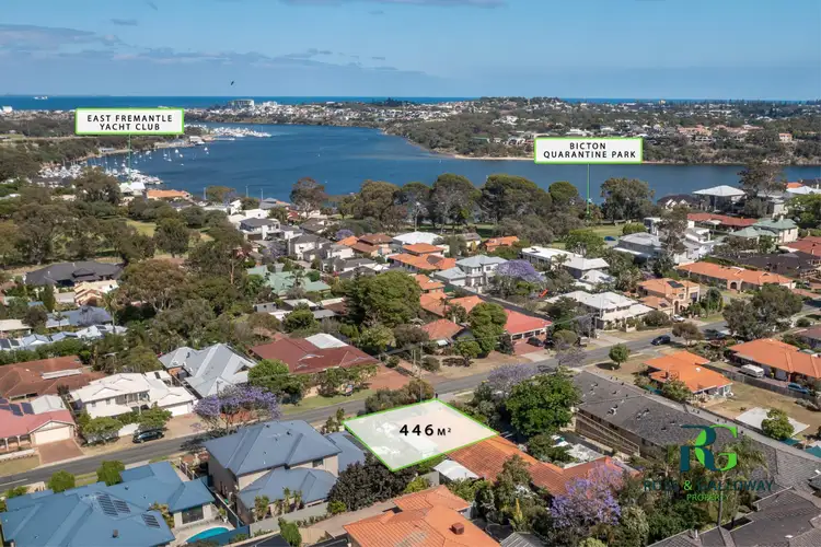 1/2 Malsbury Street, Bicton WA 6157