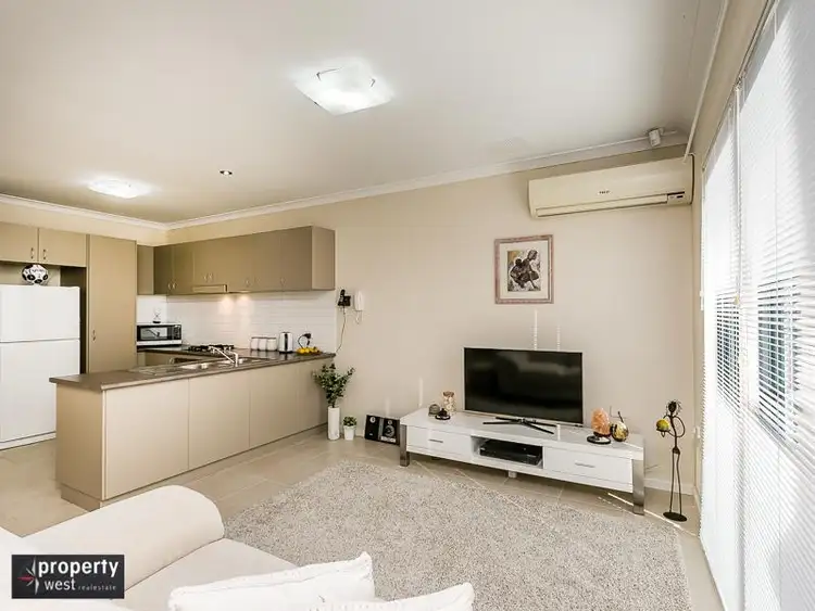 Sixth view of Homely villa listing, 11/174 Fairway circle, Connolly WA 6027