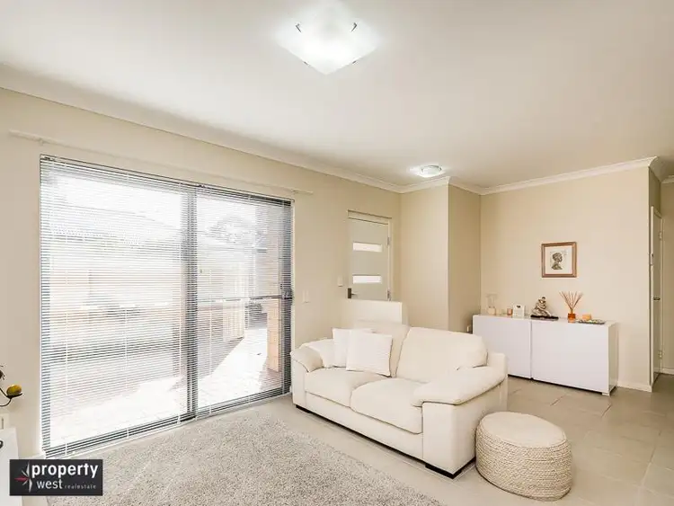 Seventh view of Homely villa listing, 11/174 Fairway circle, Connolly WA 6027