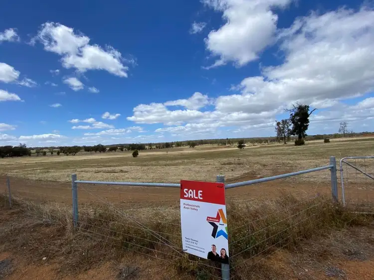 12 Boodja  road, Wundowie WA 6560