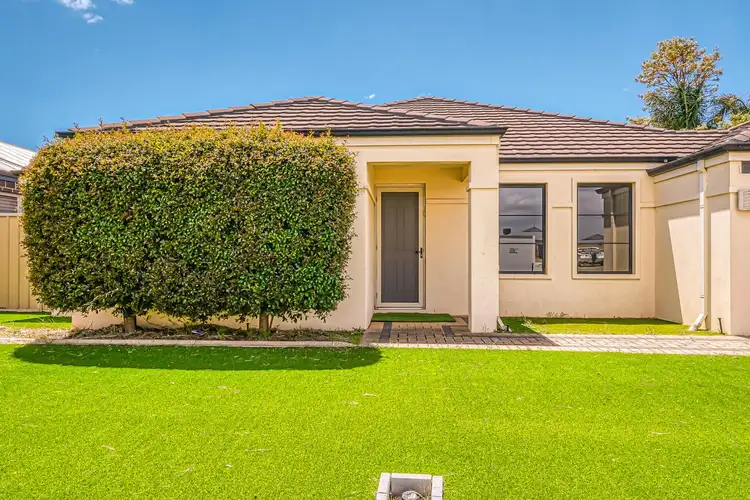 8 Gullima Court, Huntingdale WA 6110