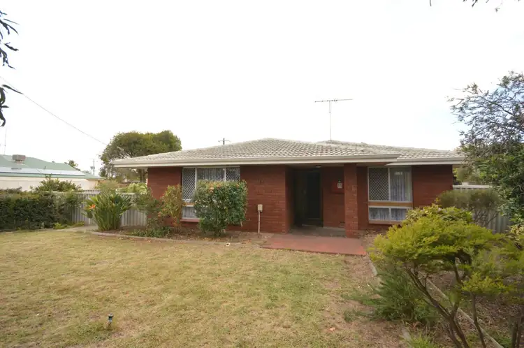 11 Kooljack Street, Dudley Park WA 6210
