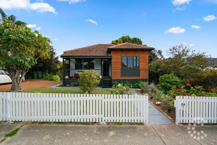 26 Harwood Street, Hilton WA 6163