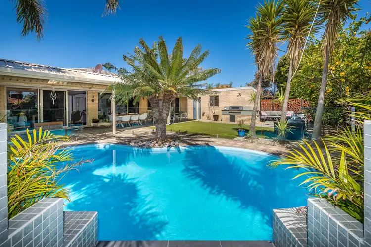 9 St Helena Way, Iluka WA 6028