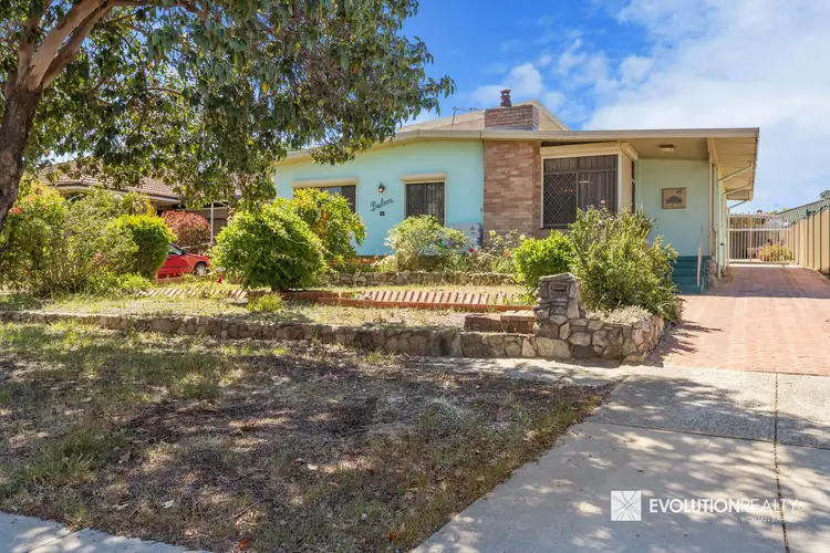 34 Arkwell Street, Willagee WA 6156