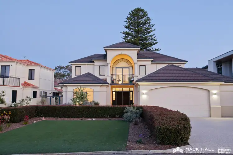 16 Ormond Road, Attadale WA 6156