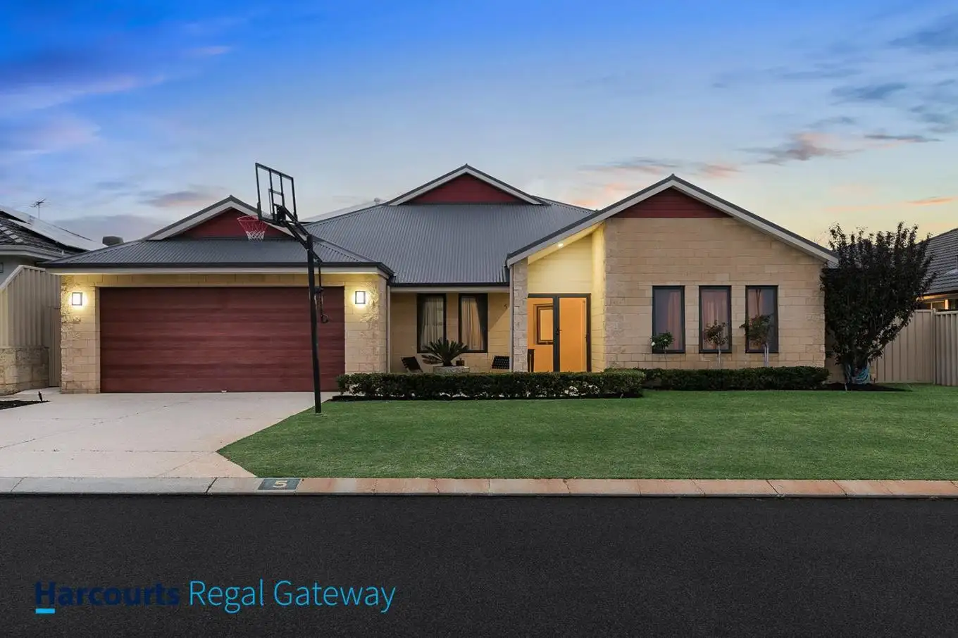 Main view of Homely house listing, 5 Chivalry Way, Atwell WA 6164