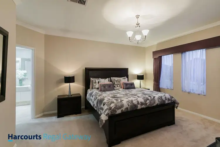 Fourth view of Homely house listing, 5 Chivalry Way, Atwell WA 6164
