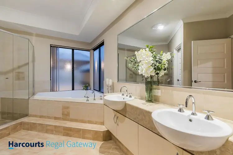 Fifth view of Homely house listing, 5 Chivalry Way, Atwell WA 6164