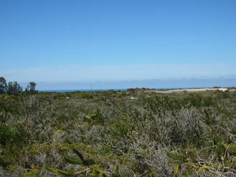 Lot 35, The Lookout