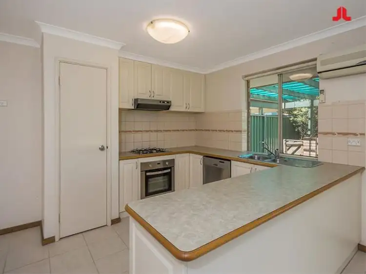 Sixth view of Homely house listing, 5 Panama Place, Safety Bay WA 6169