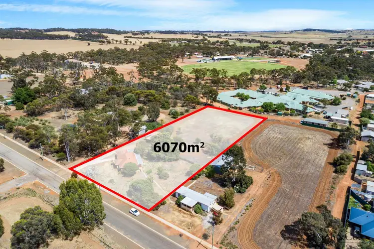 40 Cumming Street, Brookton WA 6306