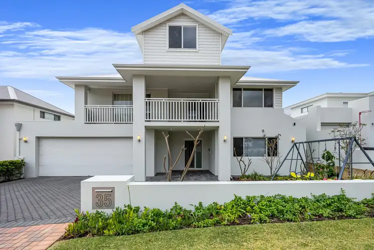 35 Lymburner Drive, Hillarys WA 6025