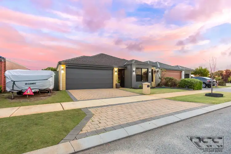 3 Burbidge Link, Piara Waters WA 6112